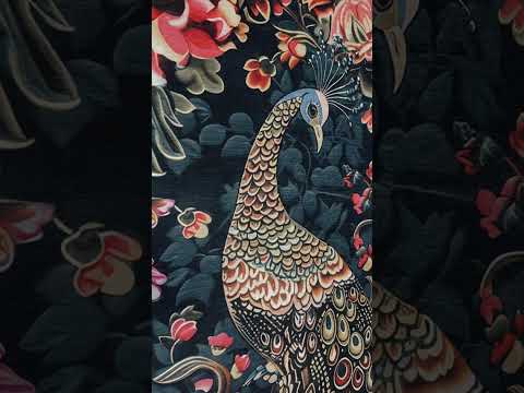 Efsanevi Güzellik: Tavus Kuşu Motifli Halı - TH 22