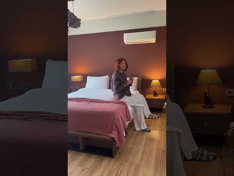 Zamana Direnen Asalet - Isparta Halısı – NW 213